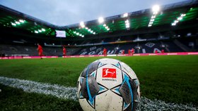 Německá vláda povolila od druhé poloviny května rozehrát bez diváků dvě nejvyšší fotbalové soutěže v zemi.