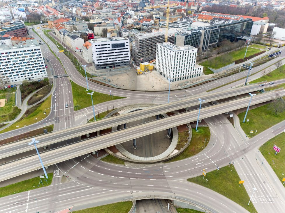 Halle v Německu a jeho minimální silniční doprava (29. 3. 2020)