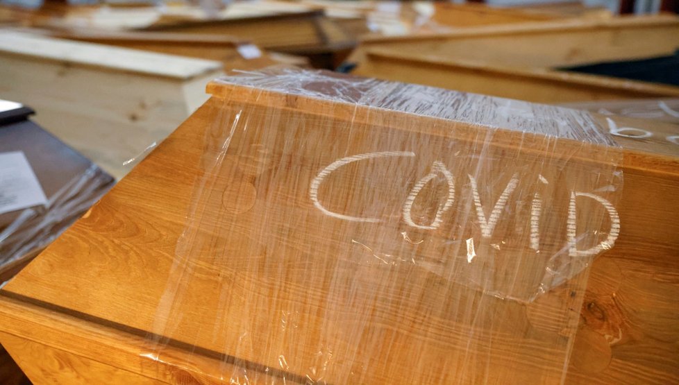 Krematoria v Německu téměř nestíhají spalovat mrtvé. Krematoria v Německu téměř nestíhají spalovat mrtvé.