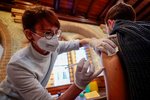 Koronavirus v Německu: Očkování v berlínském kostele