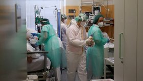 Boj s koronavirem v náchodské nemocnici
