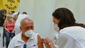 Očkovací centrum bez registrace v brněnském nákupním centru Olympia začalo 21. července 2021 lidem dříve aplikovat vakcíny proti nemoci covid-19