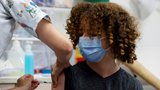 Pětileté děti již od 1. srpna: Pfizerem se Izrael chystá brzy očkovat ty nejzranitelnější