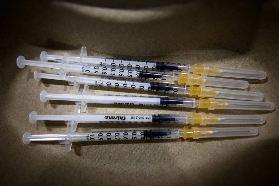 Očkování proti koronaviru v Rakousku Očkování proti koronaviru v Rakousku