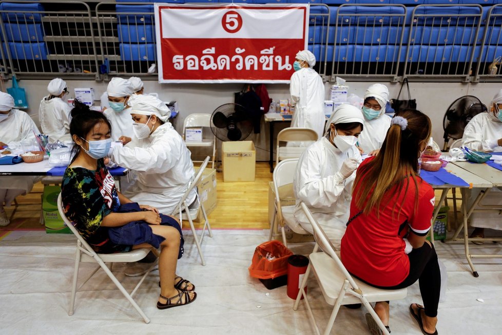 Očkování proti koronaviru v Thajsku