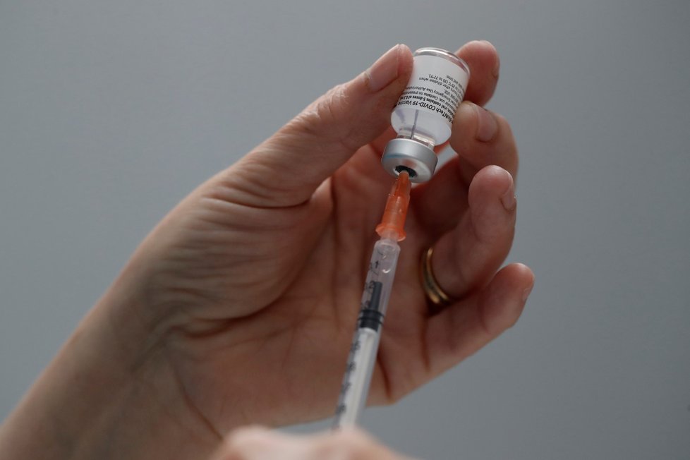 Vakcína společnosti Pfizer. Vakcína společnosti Pfizer.