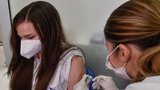Pavilon 61 v Plzni na Borech: Očkovat proti koronaviru tu chtějí až 500 lidí denně