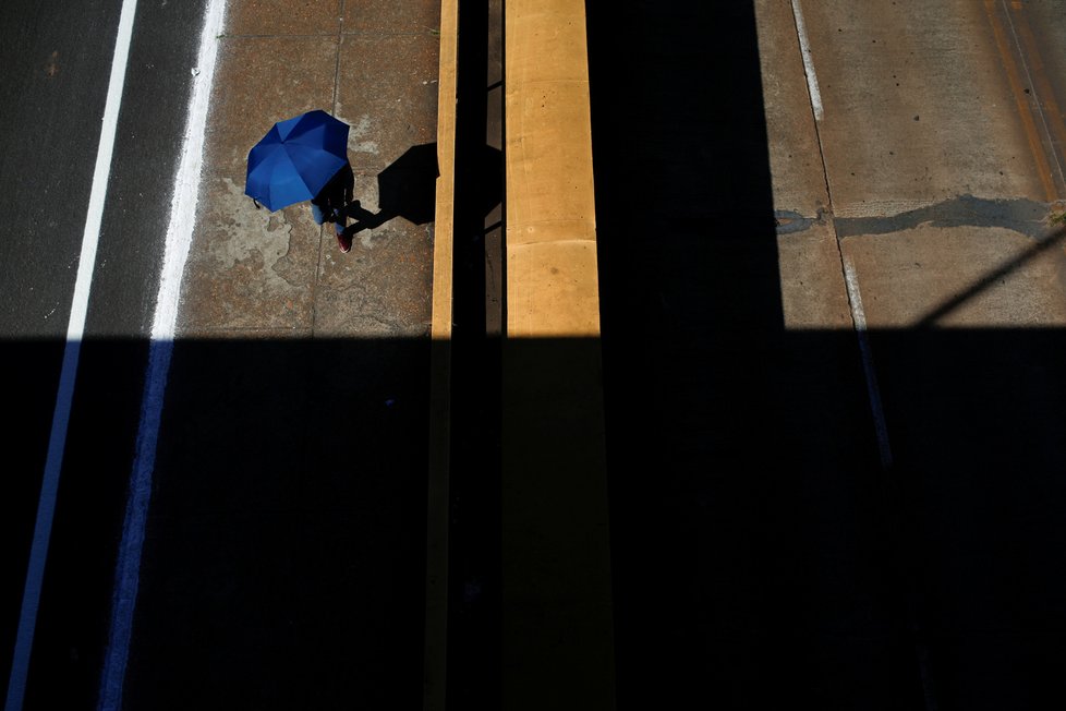 Během pandemie koronavirus platí přísná karanténní opatření po celém světě,. Na snímku vylidněné ulice brazilské metropole, (19.03.2020).