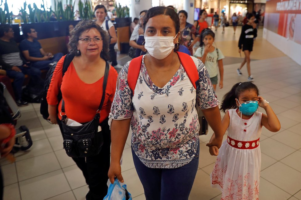 Obavy ze šíření koronaviru zasáhly i jihoamerické Peru.