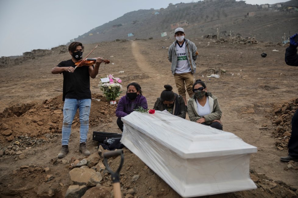 Koronavirus v Peru: Pohřby nejsou jako dříve (29.5.2020)