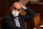 Ministr zdravotnictví Jan Blatný na jednání Poslanecké sněmovny o prodloužení nouzového stavu (11. 2. 2021)