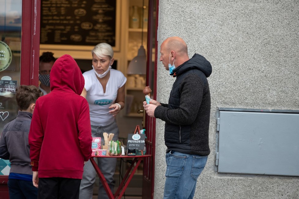 Farmářské trhy na pražské Náplavce v sobotu 25. 4. 2020