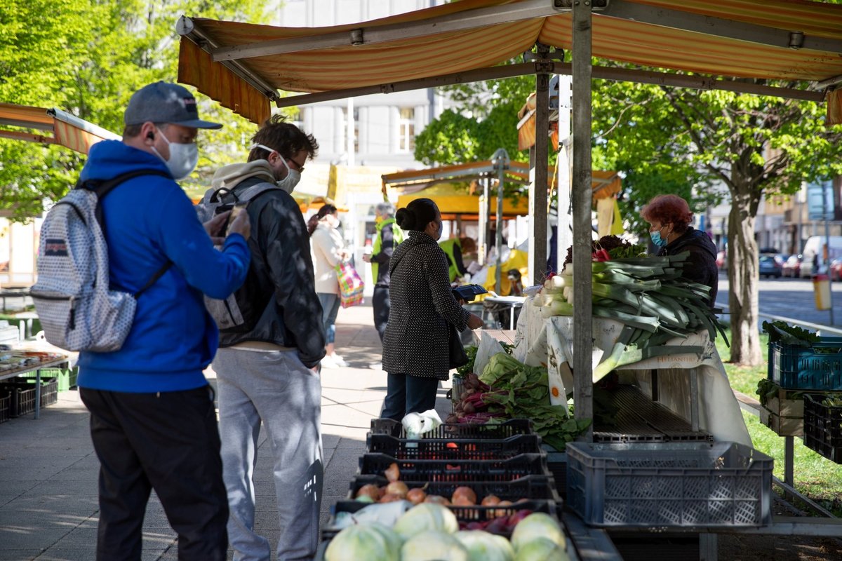 20. 4. se znovu otevřely za bezpečnostních opatření farmářské trhy (20.4. )