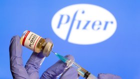 Koronavirus: Očkování vakcínou Pfizer.