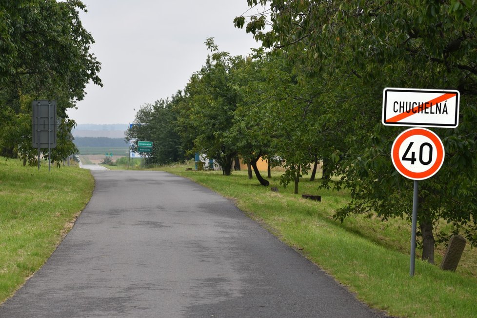 Hranice mezi Chuchelnou u nás a Krzanowicemi v Polsku.