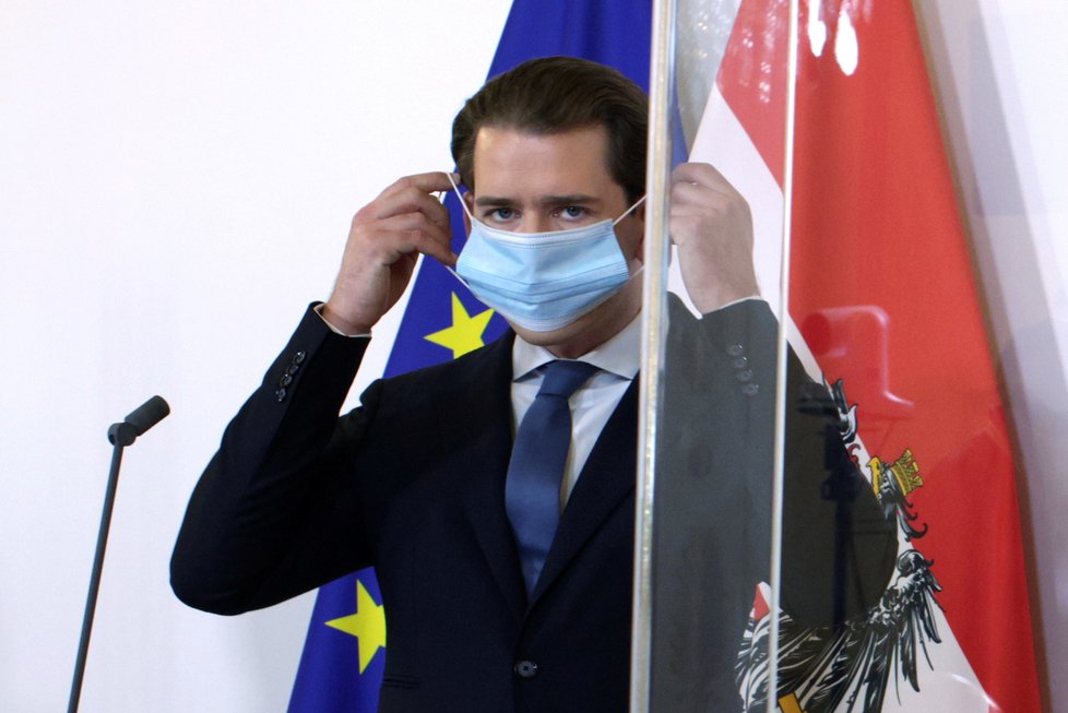Koronavirus v Rakousku: Kancléř Sebastian Kurz chytá přísnější opatření (30. 10. 2020).
