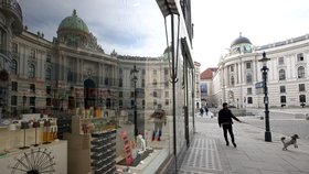 Vylidněná Vídeň během lockdownu.