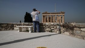 Řecko chystá návrat prvních turistů v polovině června.