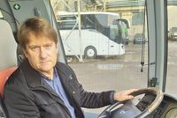 Soukromý zájezdový dopravce Radek už rok nenastartoval autobus: Krach se blíží