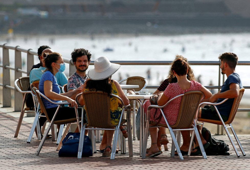 Pláže na Gran Canaria během pandemie koronaviru.