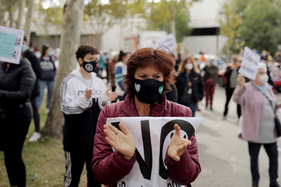 V Madridu se protestuje proti vládním koronavirovým opatřením. (8. 10. 2020)