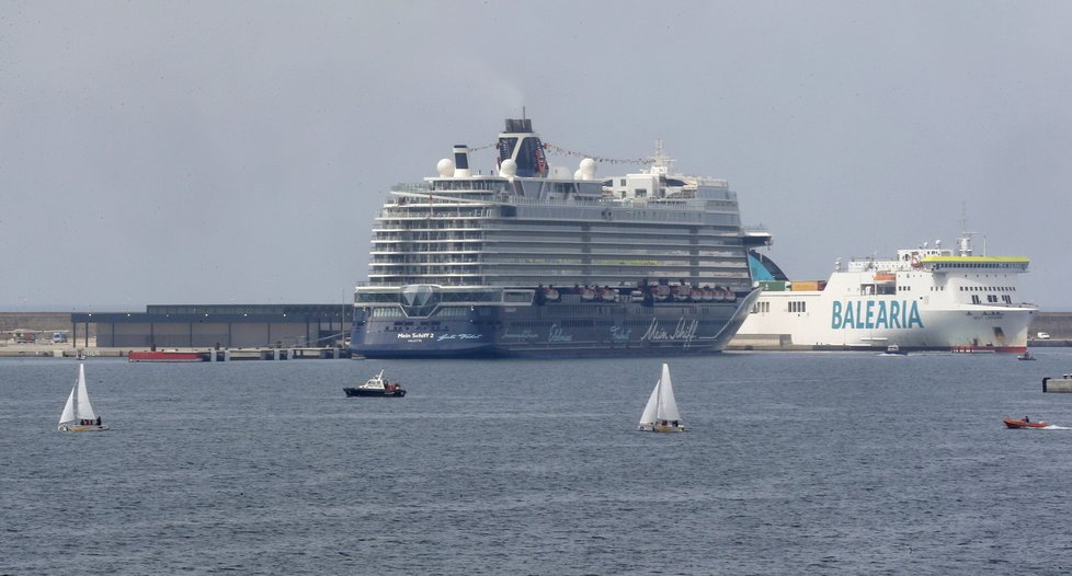 Koronavirus ve Španělsku: Turisti na Mallorce