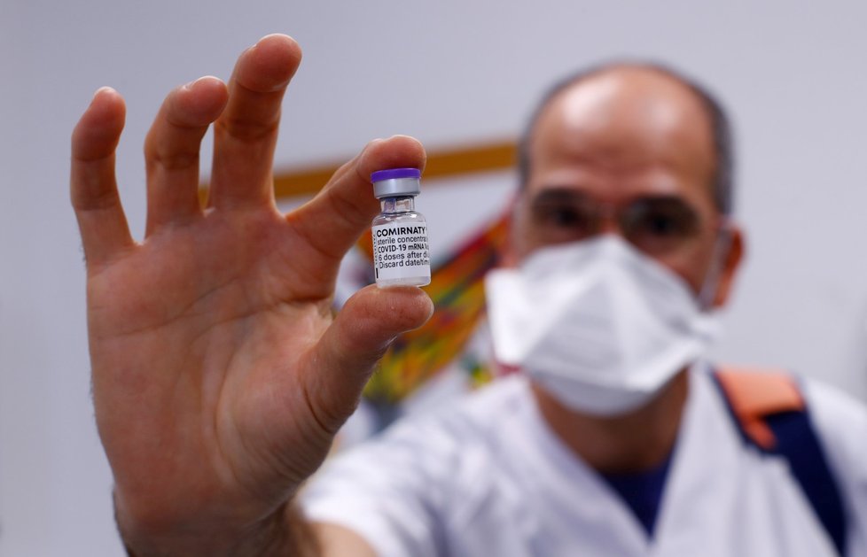 Očkování proti koronaviru ve Španělsku