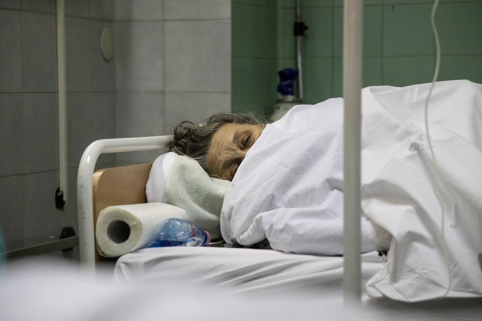 Boj s koronavirem v nemocnici v Bělehradě