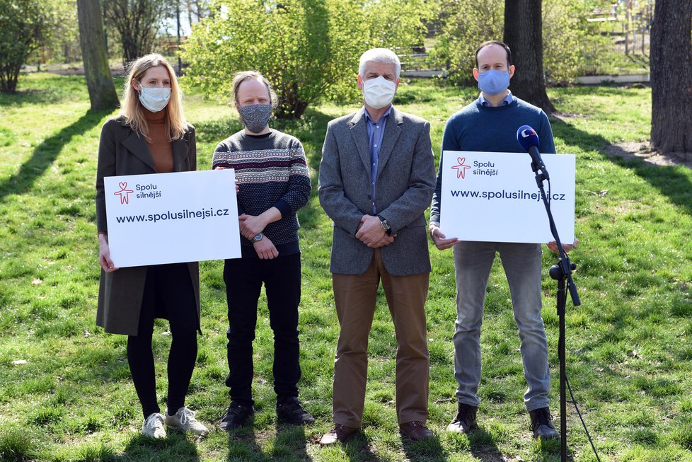 S nákazou koronavirem se dnes potýká prakticky celý svět.