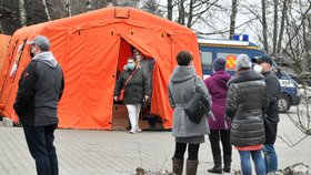 Hamáček: Uzavírka dalších krajů? Zhoršení Plzeňska probere vláda nebo zdravotní rada