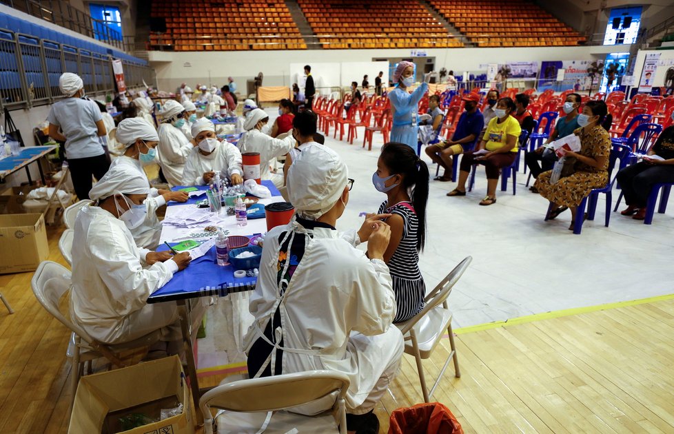 Koronavirus v Thajsku: Očkování na ostrově Phuket.