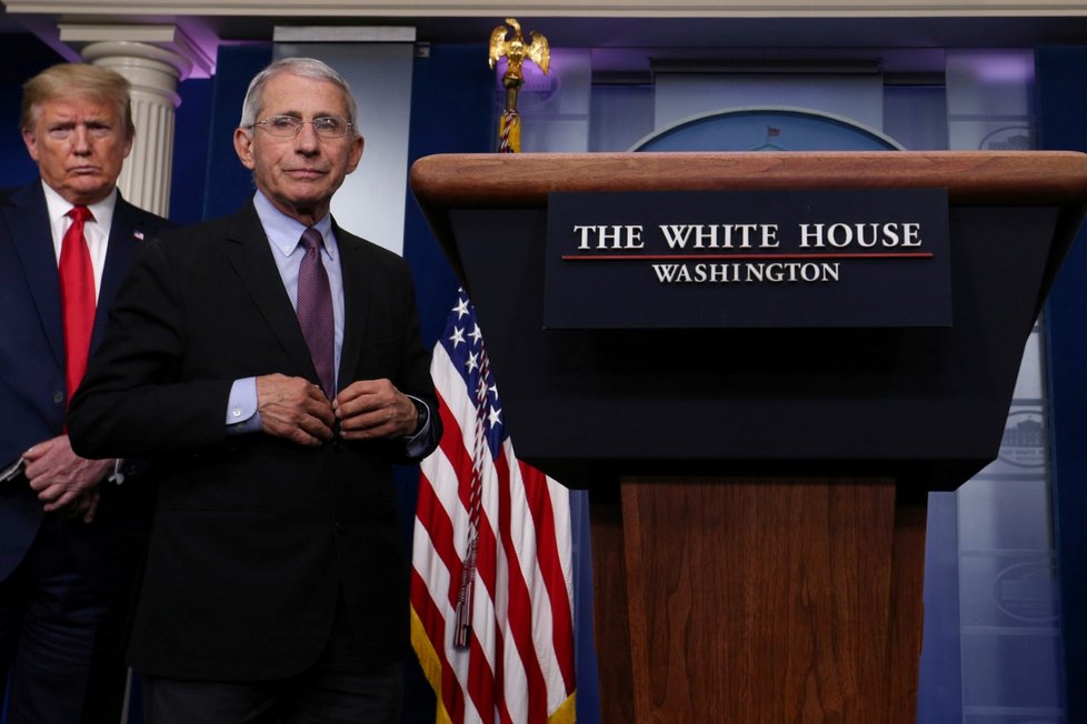 Americký prezident Donald Trump a epidemiolog Anthony Fauci.