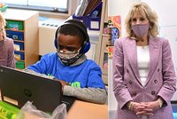 První dáma se vrátila do školy! Bidenová v růžovo-bílé kombinaci okouzlila studenty