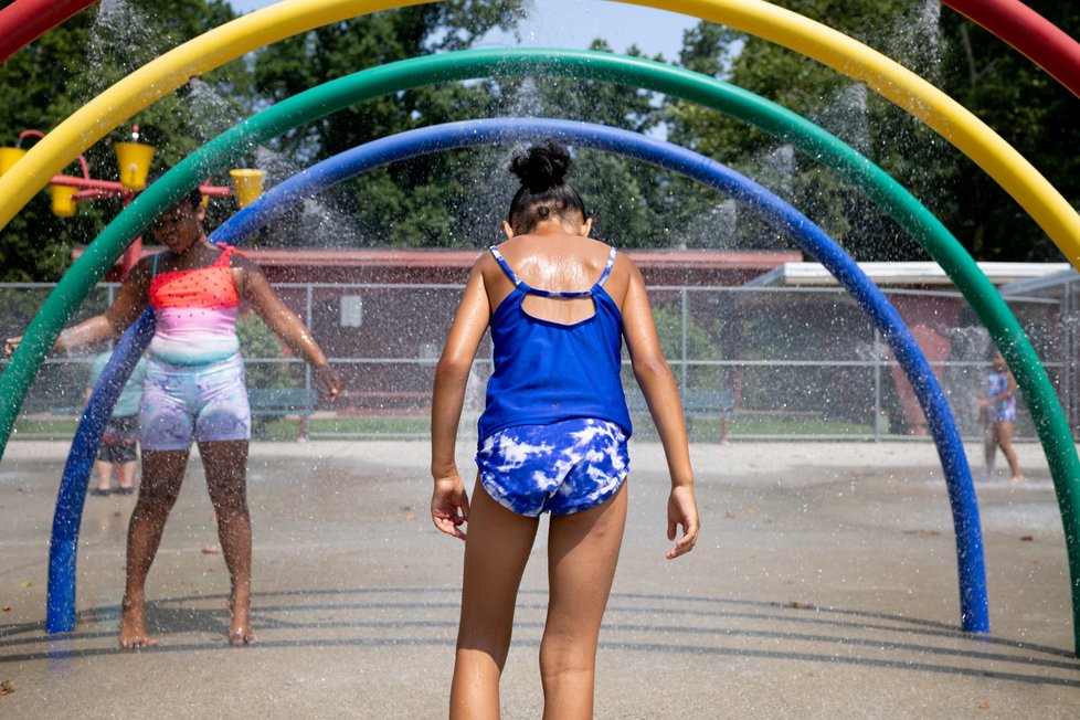 Koronavirus v USA: Život se ve mnohých státech včetně Kalifornie vrátil do normálu. Koronavirus v USA: Život se ve mnohých státech včetně Kalifornie vrátil do normálu.