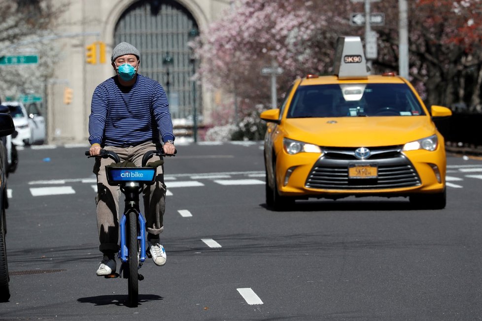 New York se stal epicentrem nákazy v USA. (25. 3. 2020)