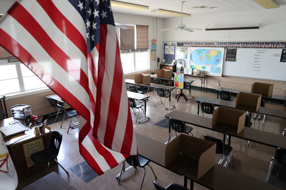 Koronavirus v USA: Prezident Trump tlačí na znovu otevření škol, (23.07.2020).