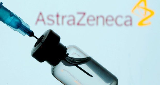 Vakcína AstraZeneca je bezpečná, potvrdila unijní léková agentura. Češi jí věřit nepřestali