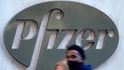 Vakcína společnosti Pfizer budí naděje. Vakcína společnosti Pfizer budí naděje.