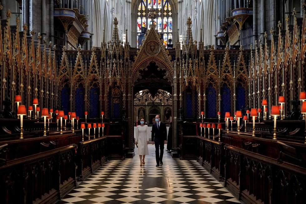 Princ William s manželkou navštívili vakcinační centrum ve Westminster Abbey.