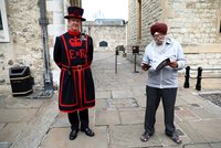 Ikonický Tower hlídají už 500 let. Kvůli pandemii skončí Beefeaters na dlažbě