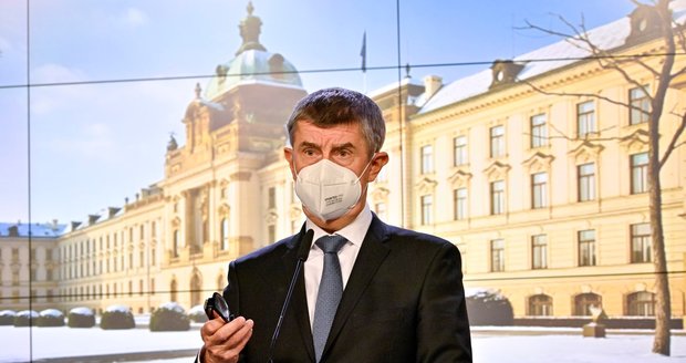 Vláda místo rozvolnění v Česku přitvrdí, Babiš rozdal úkoly ministrům. A obul se do Blatného