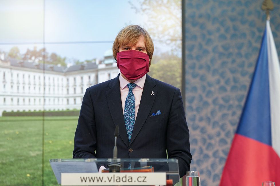 Jednání vlády o koronaviru: Ministr zdravotnictví Adam Vojtěch (6. 4. 2020)