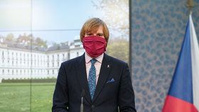 Jednání vlády o koronaviru: ministr zdravotnictví Adam Vojtěch (6.4.2020)