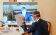 Jednání vlády o koronaviru: premiér Andrej Babiš a ministr zdravotnictví Adam Vojtěch (9.4.2020)