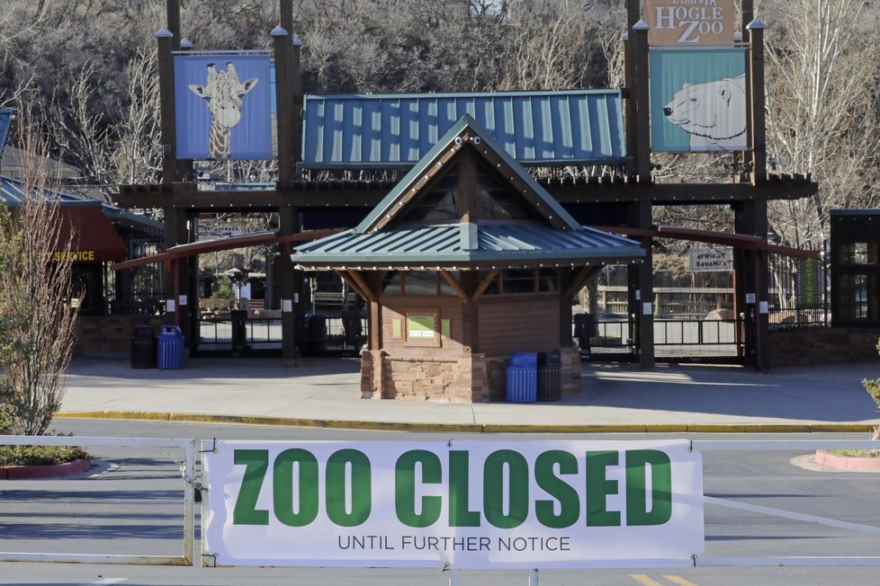 Kvůli koronaviru strádají zoo: Americké zoo jsou do odvolání uzavřené.