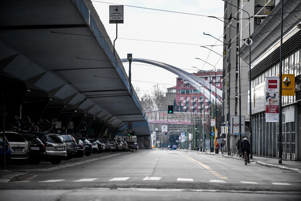 Prázdné ulice...smutný důsledek šíření nákazy