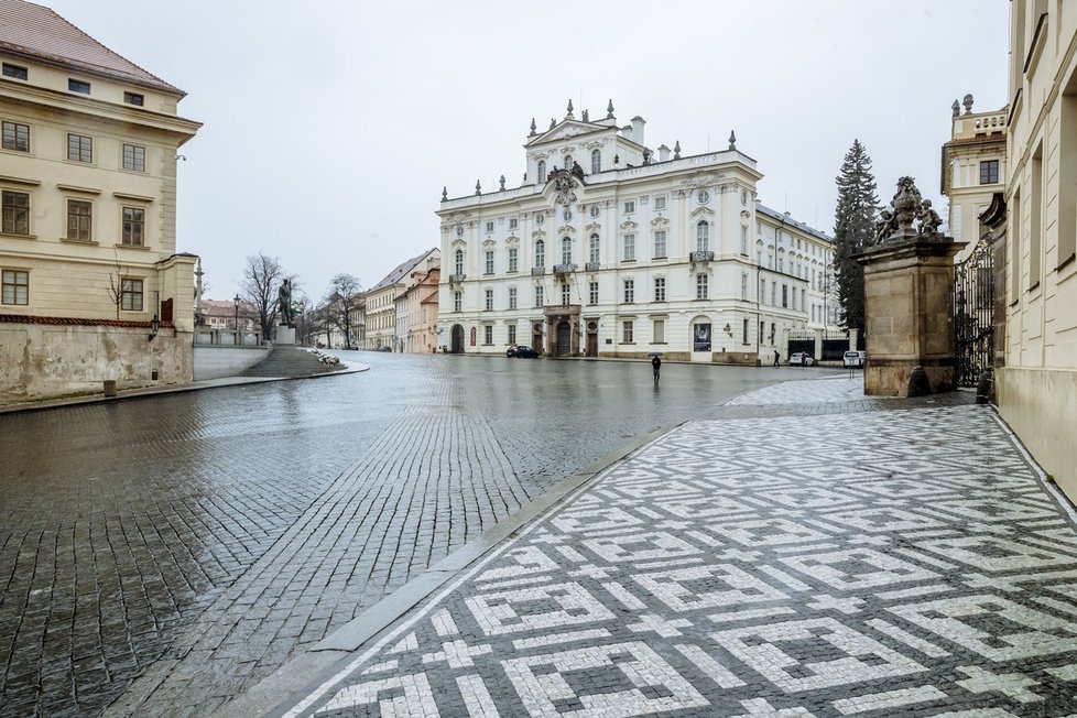 Prázdné ulice...smutný důsledek šíření nákazy