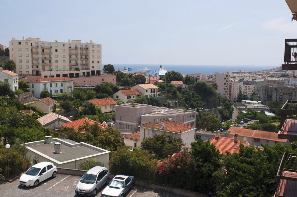 Panorama přímořského města Bastia na Korsice (Ilustrační foto)