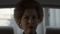V roli Margaret Thatcherové překvapuje Gillian Andersonová, která kromě dokonale nastudovaných gest a hlasu první britské premiérky předvádí komplexní ženu dalece překračující zjednodušenou image Železné lady.