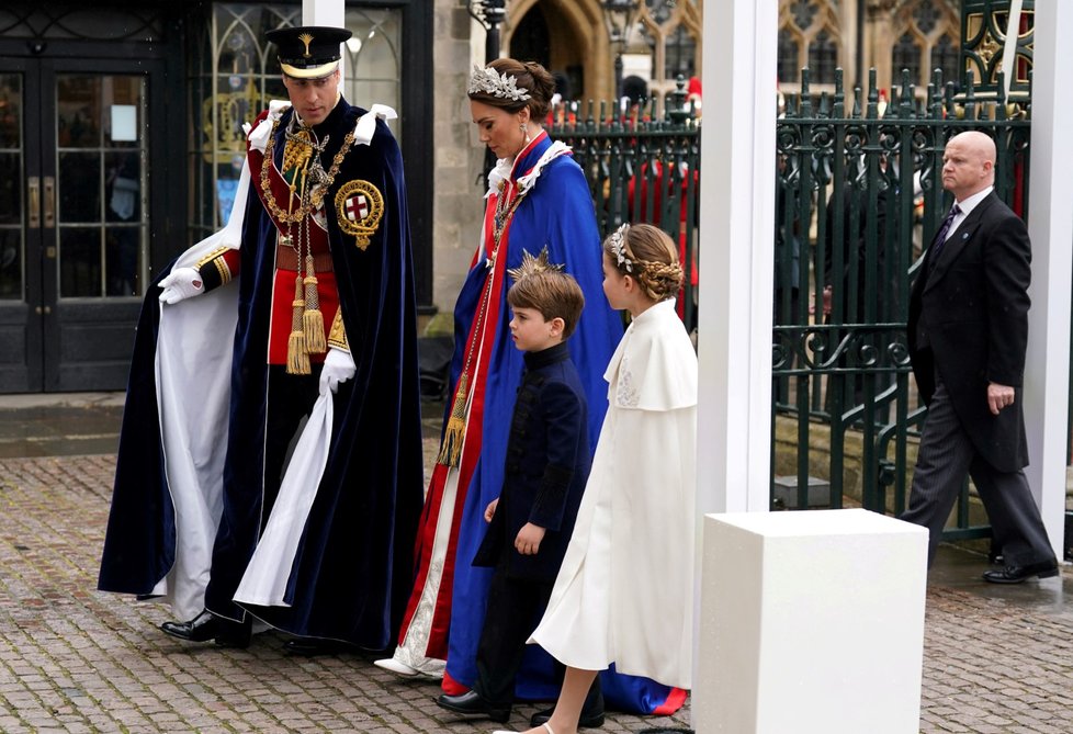 Korunovace krále Karla III.: Catherine s dětmi
